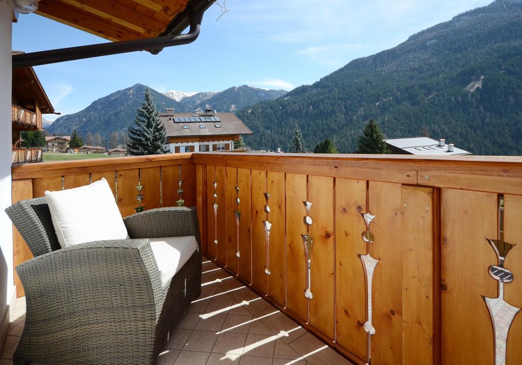 Apartament Majon D'Aisciuda Vigo di Fassa Pokój zdjęcie