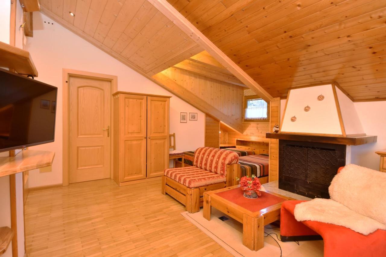 Apartament Majon D'Aisciuda Vigo di Fassa Zewnętrze zdjęcie